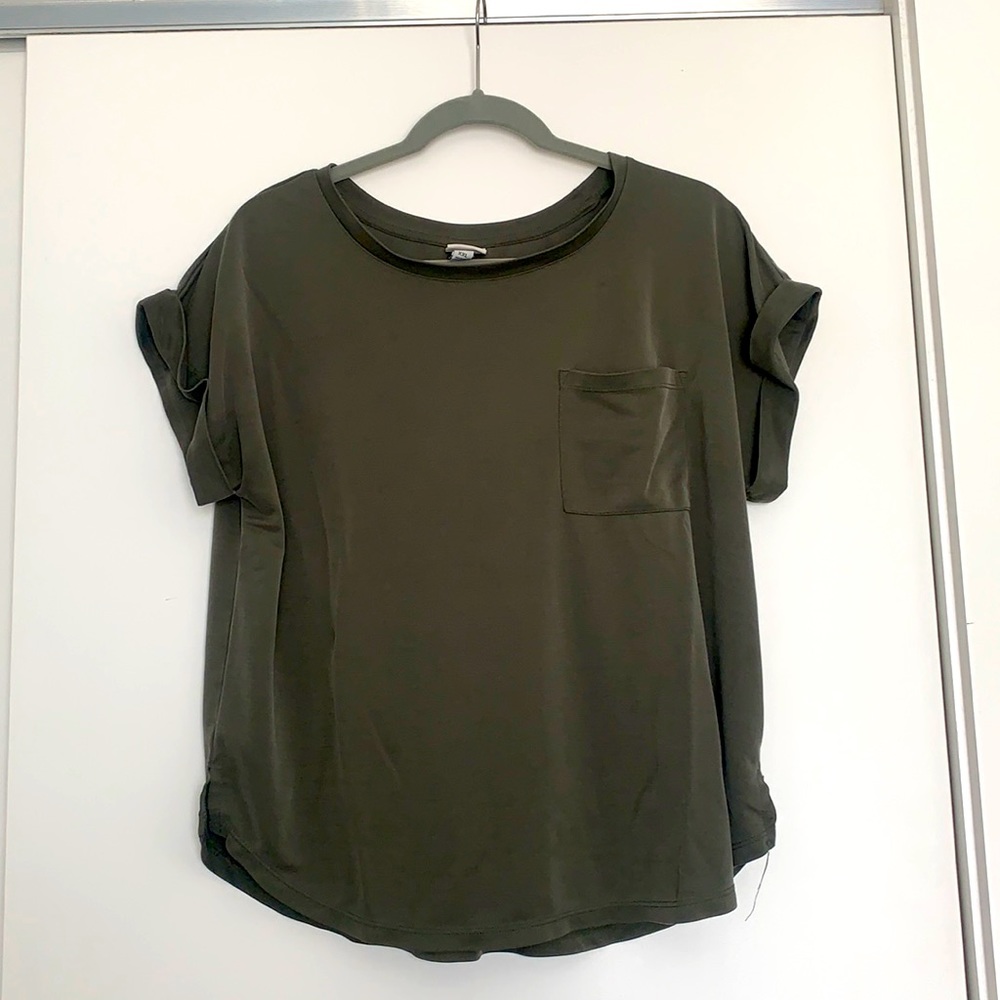 A new day size XXL super soft short sleeve olive green tee shirt
